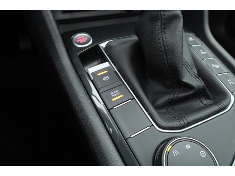 SEAT Tarraco 1.4 TSI e-Hybrid PHEV Xperience Business Intense | Pano | Dig. Cockpit | Elek. Trekhaak | Adapt. Cruise | trekgewicht 1800 kg | Dodehoek | Camera + PDC