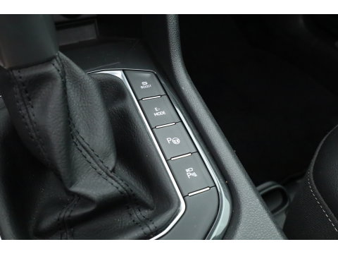 SEAT Tarraco 1.4 TSI e-Hybrid PHEV Xperience Business Intense | Pano | Dig. Cockpit | Elek. Trekhaak | Adapt. Cruise | trekgewicht 1800 kg | Dodehoek | Camera + PDC