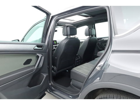 SEAT Tarraco 1.4 TSI e-Hybrid PHEV Xperience Business Intense | Pano | Dig. Cockpit | Elek. Trekhaak | Adapt. Cruise | trekgewicht 1800 kg | Dodehoek | Camera + PDC