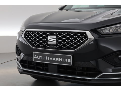 SEAT Tarraco 1.4 TSI e-Hybrid PHEV Xperience Business Intense | Pano | Dig. Cockpit | Elek. Trekhaak | Adapt. Cruise | trekgewicht 1800 kg | Dodehoek | Camera + PDC