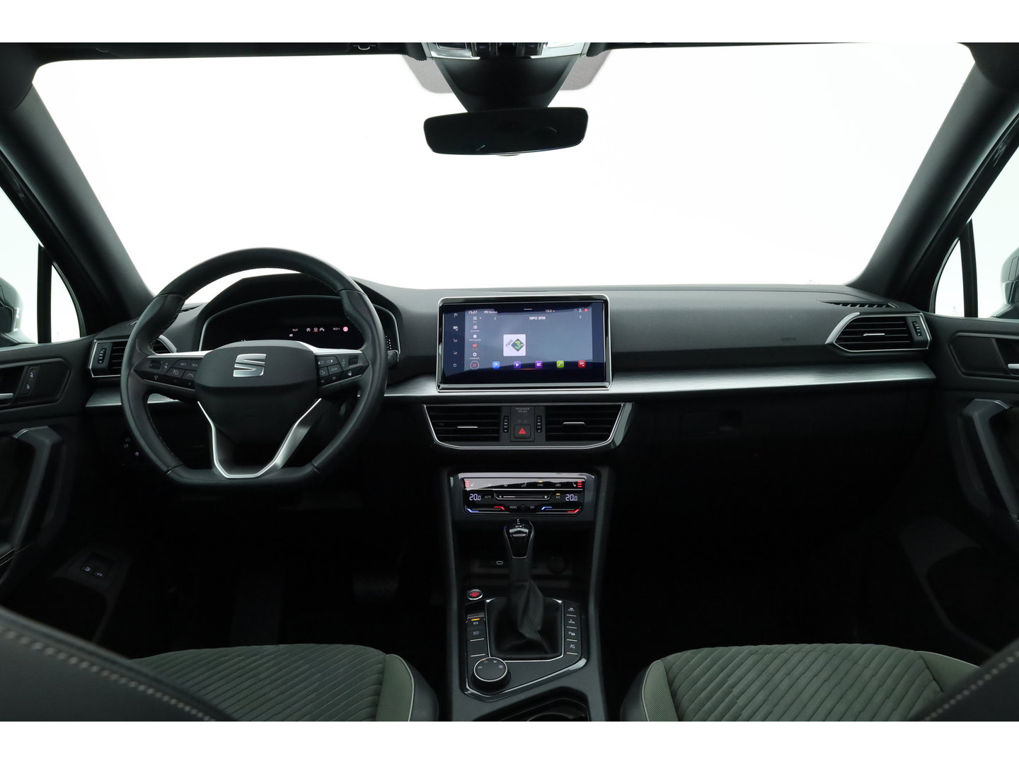 SEAT Tarraco 1.4 TSI e-Hybrid PHEV Xperience Business Intense | Pano | Dig. Cockpit | Elek. Trekhaak | Adapt. Cruise | trekgewicht 1800 kg | Dodehoek | Camera + PDC