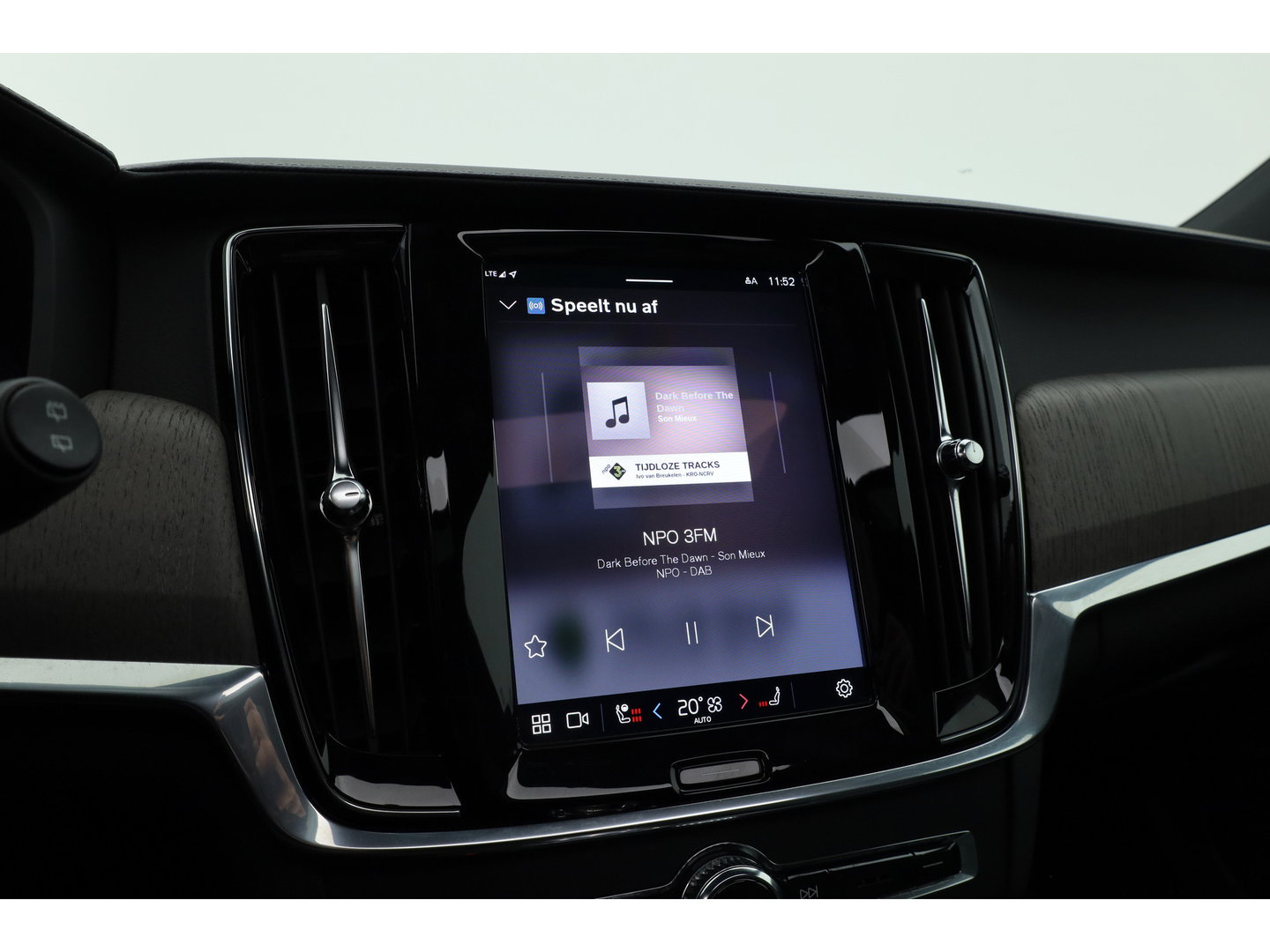 Volvo V90 2.0 T6 AWD Inscription | Pano | Elek. Trekhaak | Adapt. Cruise | 4x Stoelverw. | Memory | Camera | Keyless | 18''
