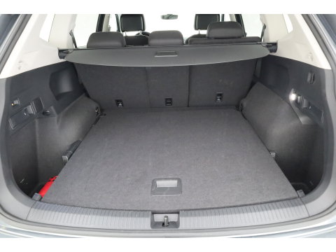Volkswagen Tiguan Allspace 1.5 TSI DSG | Camera | Elek. Trekhaak | Stoel- Stuurverw. | Keyless | Adapt. Cruise | CarPlay |