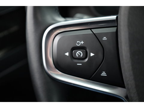 Volvo XC40 1.5 T4 Plug-in hybrid Ultimate Dark | SOH 97.4% | Pano | Apple CarPlay | Stoel-Stuurverw. | Harman Kardon | Leder | Trekhaak |