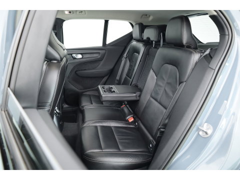 Volvo XC40 1.5 T4 Plug-in hybrid Ultimate Dark | SOH 97.4% | Pano | Apple CarPlay | Stoel-Stuurverw. | Harman Kardon | Leder | Trekhaak |