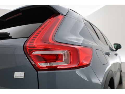 Volvo XC40 1.5 T4 Plug-in hybrid Ultimate Dark | SOH 97.4% | Pano | Apple CarPlay | Stoel-Stuurverw. | Harman Kardon | Leder | Trekhaak |