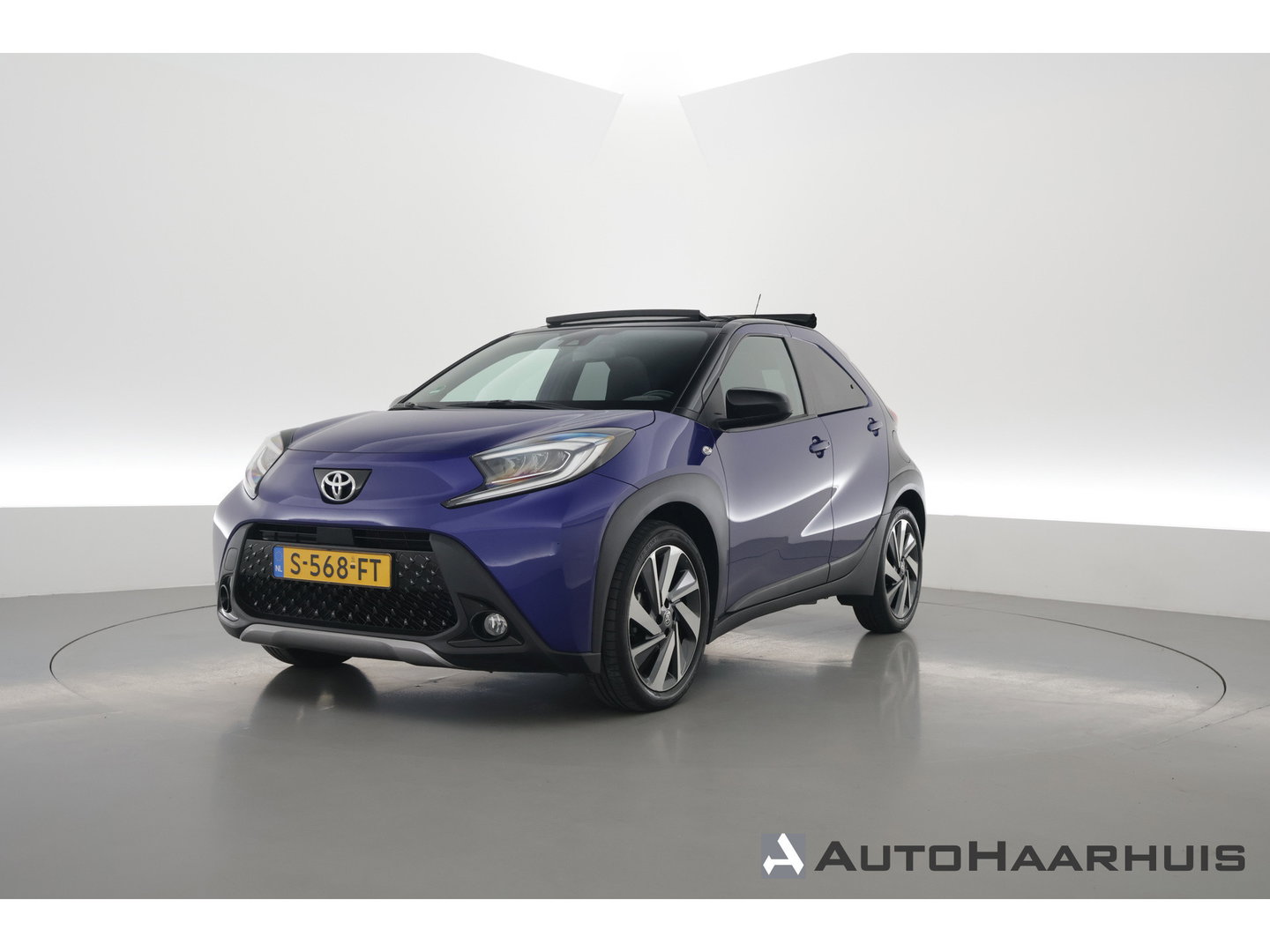 Toyota Aygo X 1.0 VVT-i S-CVT Envy | Softtop | Cabrio | JBL Audio | Adapt. Cruise | Camera | Apple CarPlay | LED | 18''