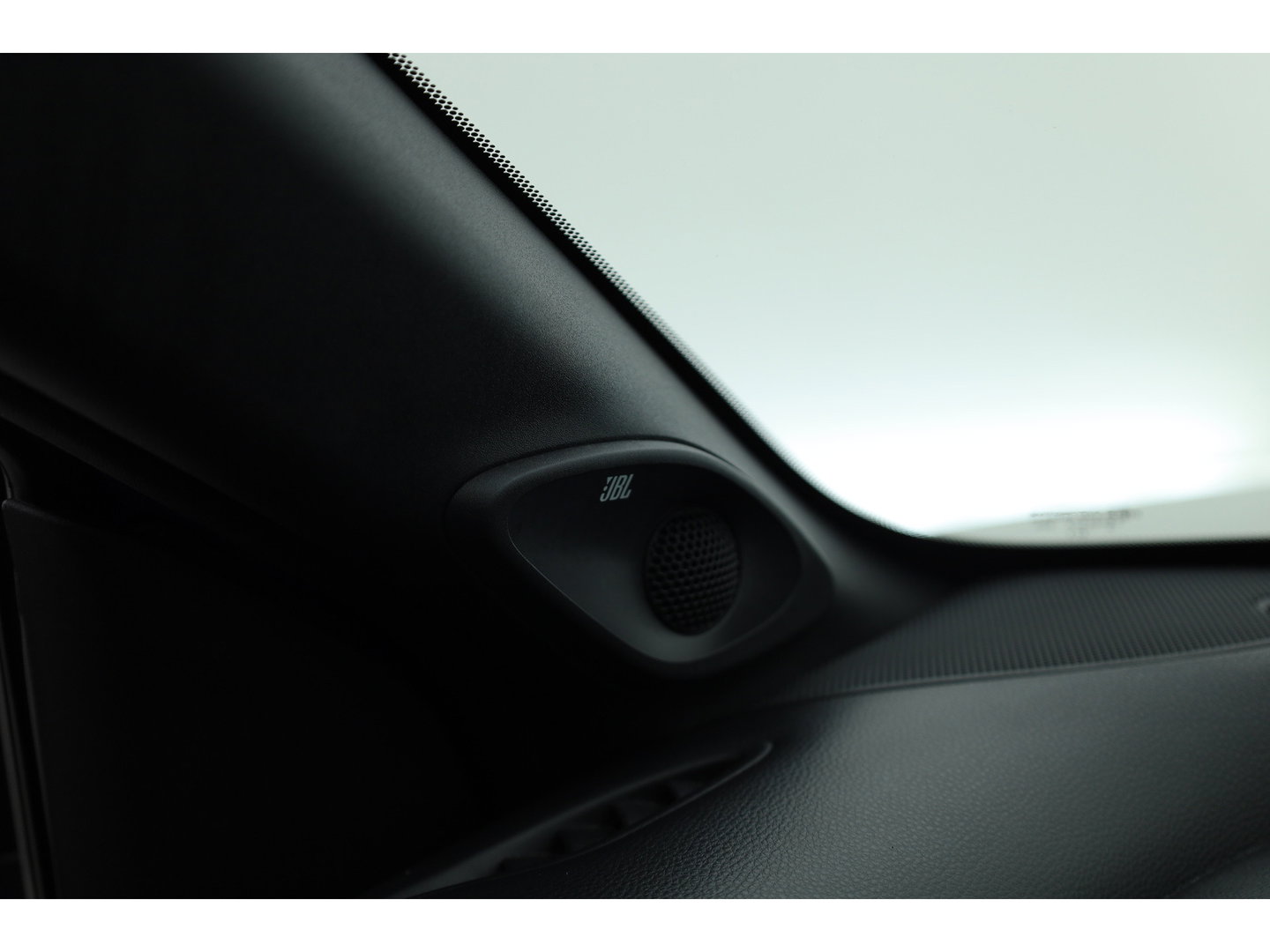 Toyota Aygo X 1.0 VVT-i S-CVT Envy | Softtop | Cabrio | JBL Audio | Adapt. Cruise | Camera | Apple CarPlay | LED | 18''