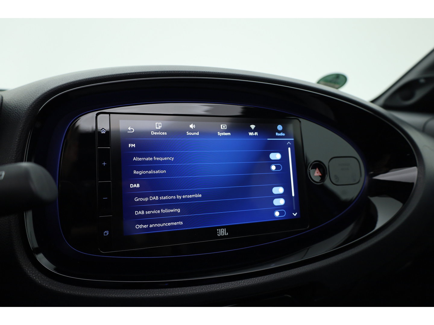 Toyota Aygo X 1.0 VVT-i S-CVT Envy | Softtop | Cabrio | JBL Audio | Adapt. Cruise | Camera | Apple CarPlay | LED | 18''