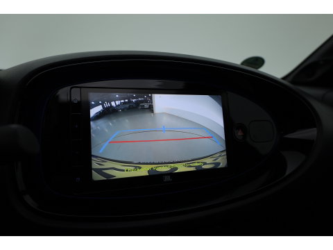Toyota Aygo X 1.0 VVT-i S-CVT Envy | Softtop | Cabrio | JBL Audio | Adapt. Cruise | Camera | Apple CarPlay | LED | 18''