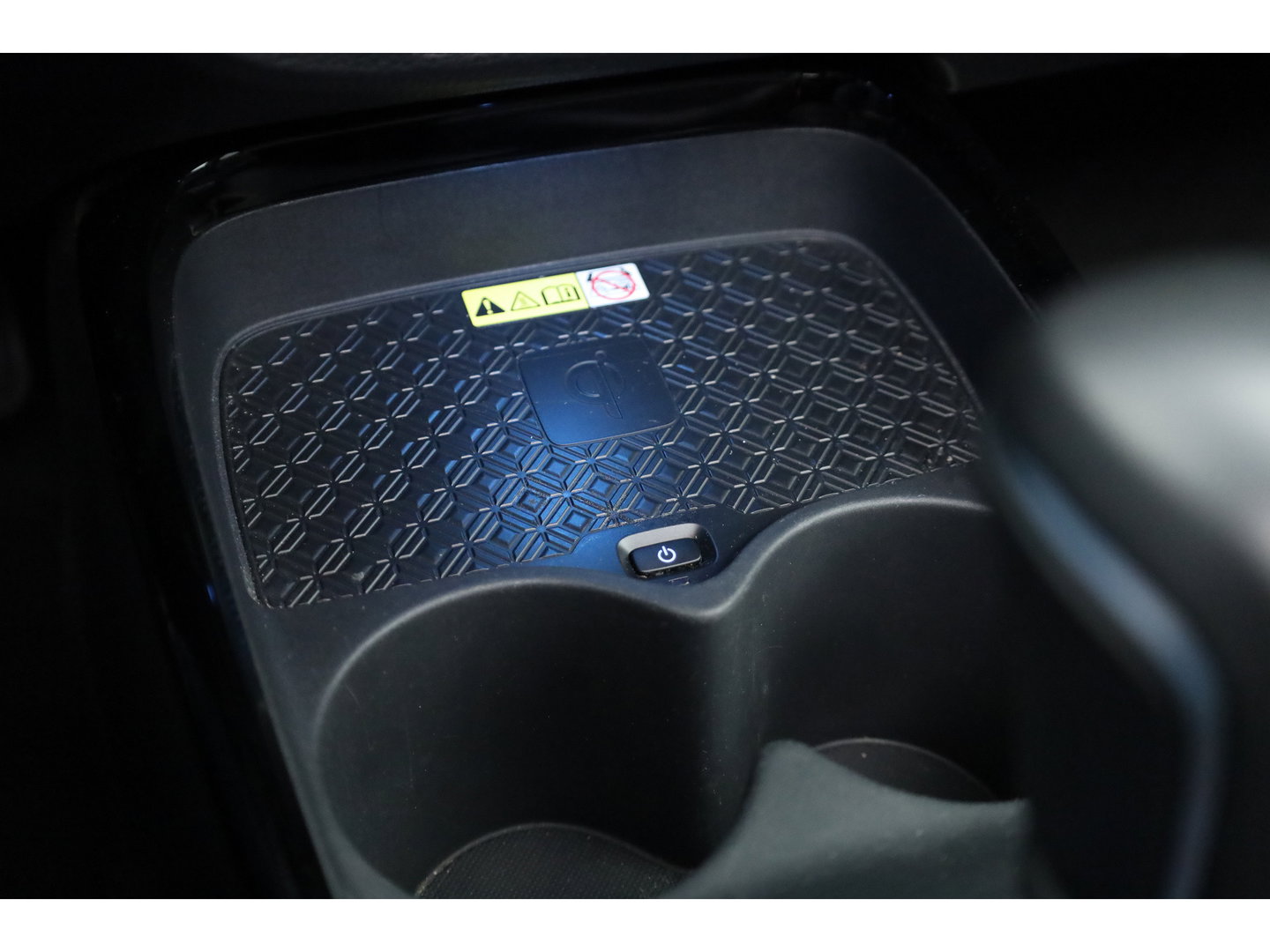 Toyota Aygo X 1.0 VVT-i S-CVT Envy | Softtop | Cabrio | JBL Audio | Adapt. Cruise | Camera | Apple CarPlay | LED | 18''