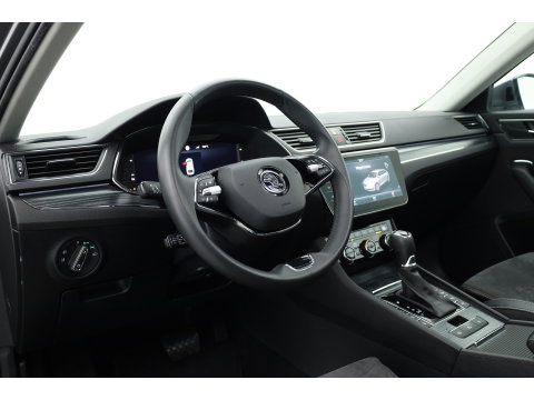 Škoda Superb Combi 1.4 TSI iV PHEV Style | Pano | Memory Seats | Digi. Cockpit | Stoel- Stuurverw. | Adapt. Cruise | Camera | Keyless |