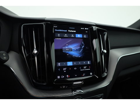 Volvo XC60 T6 Plug-in hybrid Plus Dark | SOH 96.3% | Pano | Memory seats | 360cam | Elek. Trekhaak | 20'' | Pilot Assist | Stoel- Stuurverw.