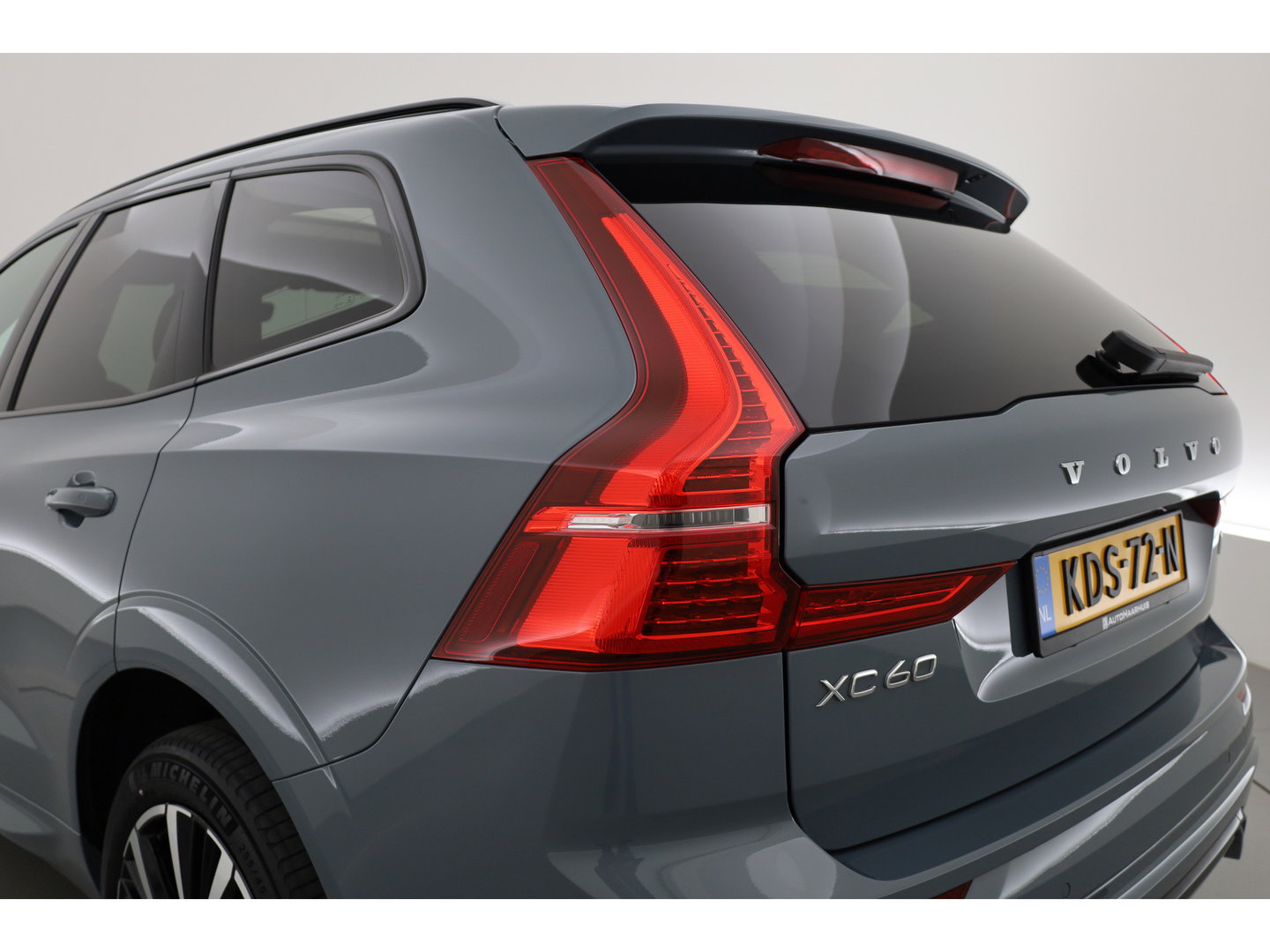Volvo XC60 T6 Plug-in hybrid Plus Dark | SOH 96.3% | Pano | Memory seats | 360cam | Elek. Trekhaak | 20'' | Pilot Assist | Stoel- Stuurverw.