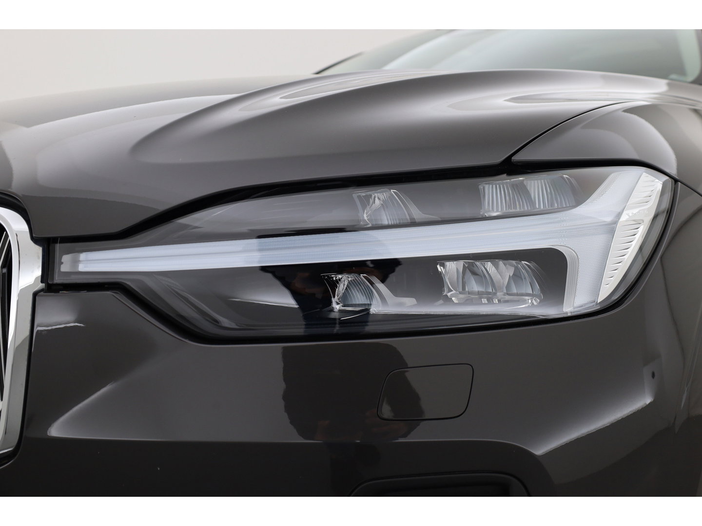 Volvo XC60 2.0 T8 Plug-in hybrid AWD Ultimate Bright | SOH 98% | Pano | Massage | H&K Audio | Stoel-Stuurverw. | Stoelventilatie | 360cam | Memory Seats | Head-Up