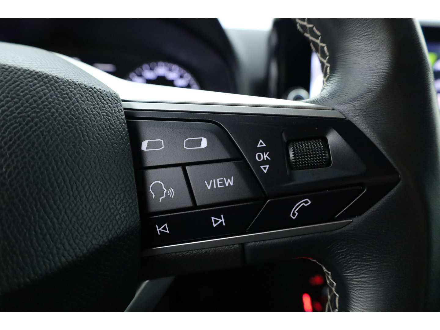 SEAT Arona 1.0 TSI Xperience | Stoelverw. | Keyless | Cruise | Apple CarPlay & Android Auto | LED