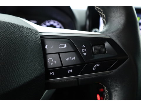 SEAT Arona 1.0 TSI Xperience | Stoelverw. | Keyless | Cruise | Apple CarPlay & Android Auto | LED