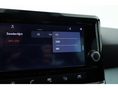SEAT Arona 1.0 TSI Xperience | Stoelverw. | Keyless | Cruise | Apple CarPlay & Android Auto | LED