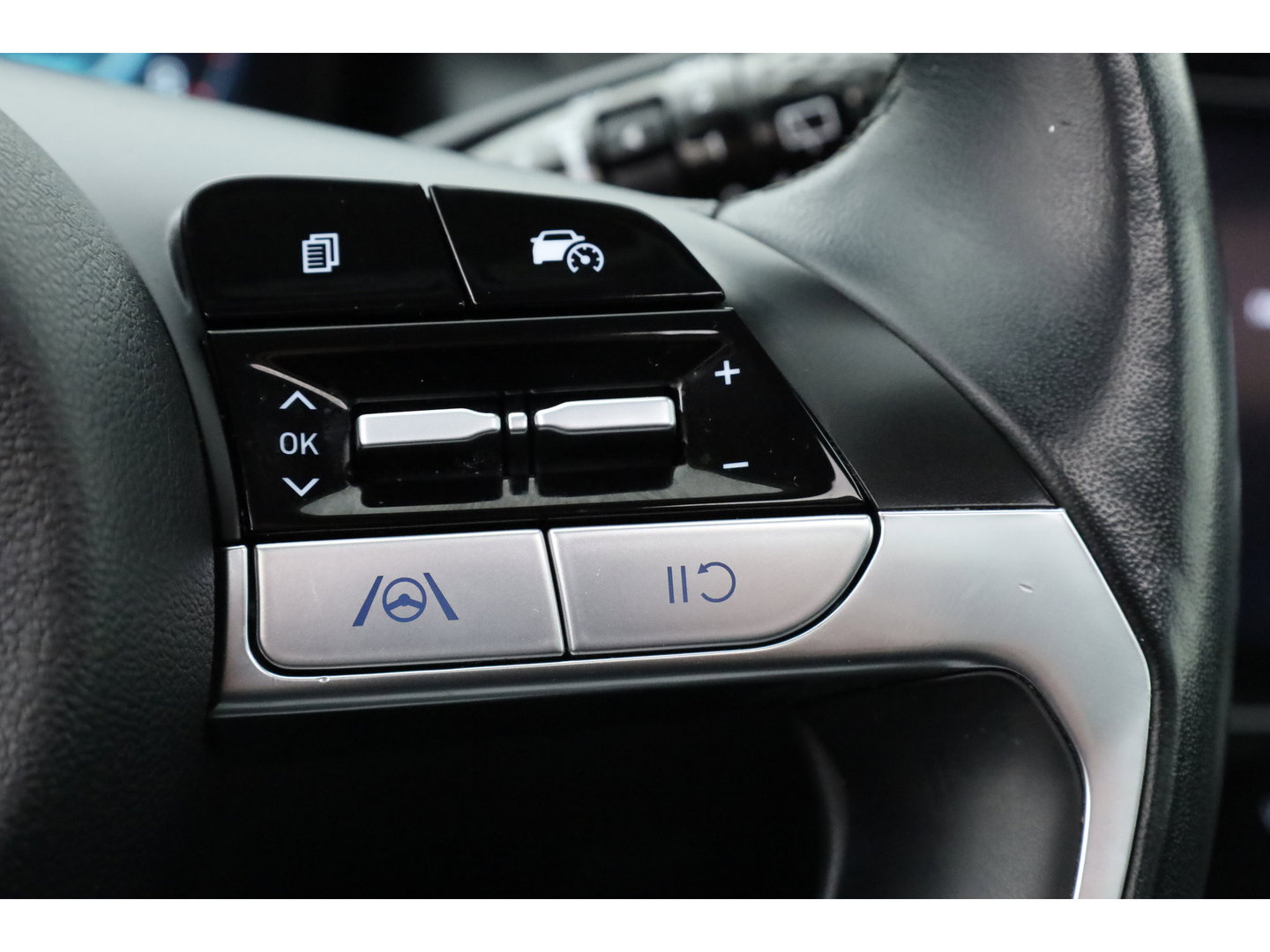 Hyundai Tucson 1.6 T-GDI MHEV Comfort | Pano | Trekhaak | Camera | Stoel- Stuurverw. | Nav | CarPlay | Cruise