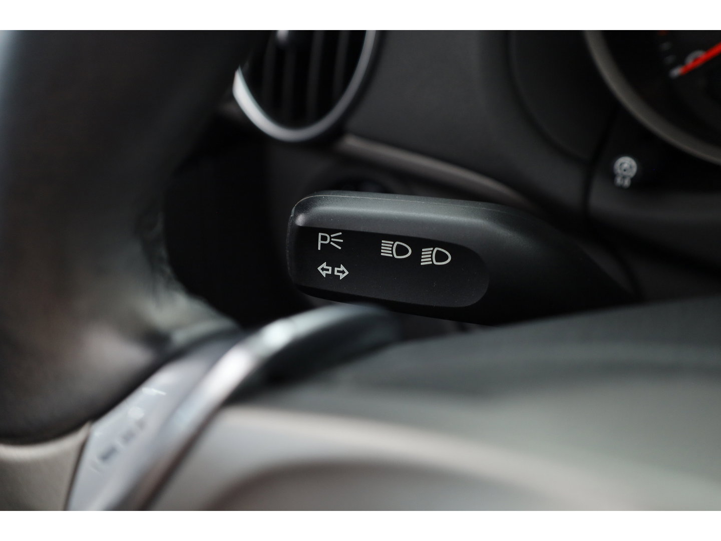 Porsche Boxster 2.9 PDK 256pk | Cruise | PDC A | Stoelverw. | Leder | Airco | 18"