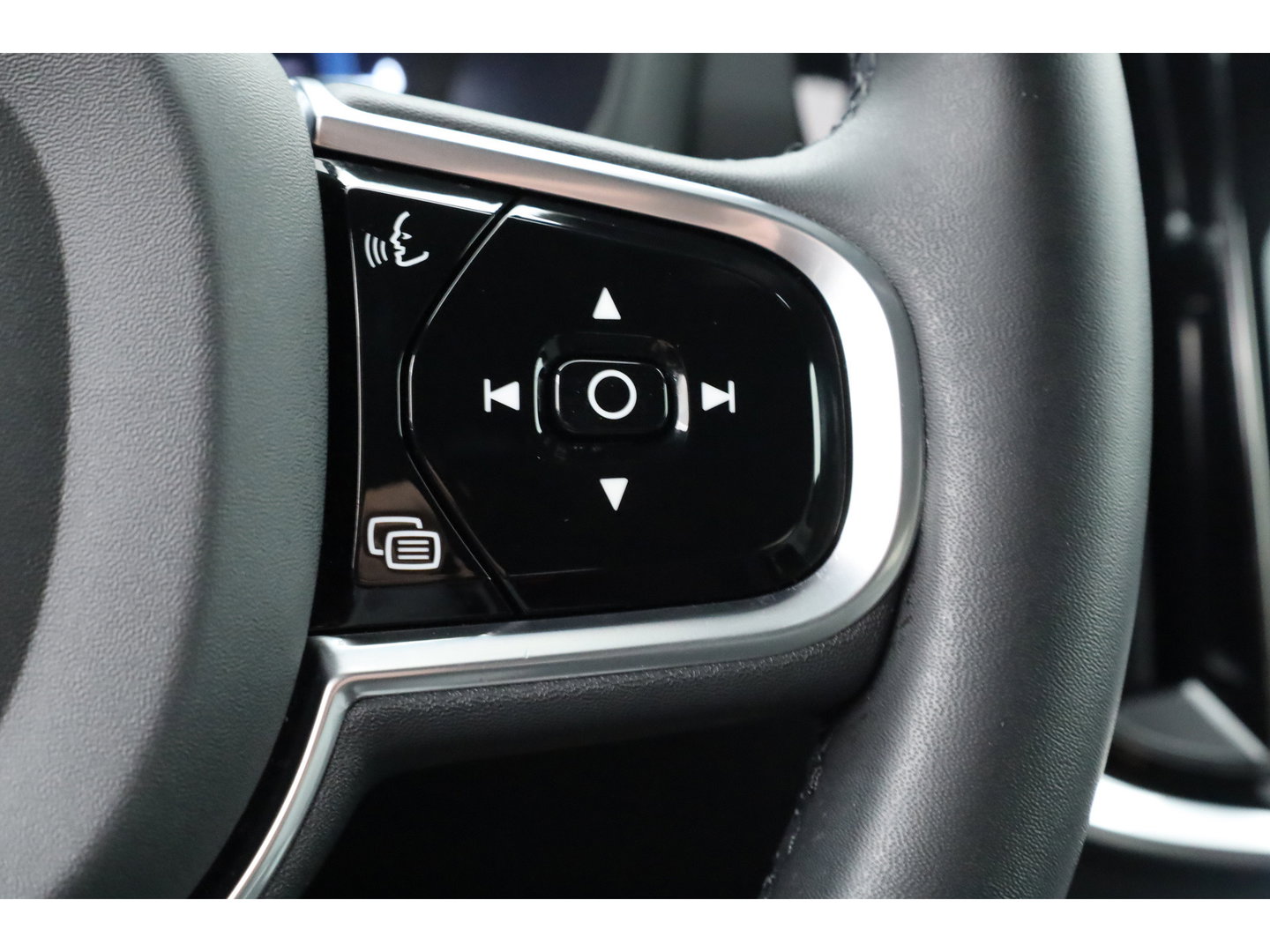 Volvo V60 T6 Plug-in hybrid Plus Bright | Long range | Pilot Assist | Bliss | Google info. | CarPlay | Stoel- Stuurverw.
