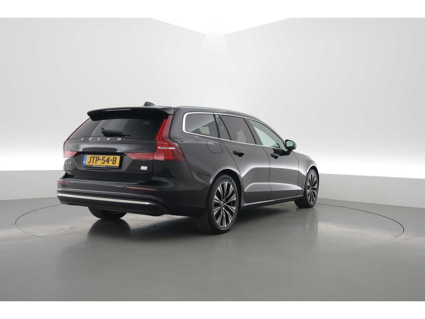 Volvo V60 T6 Plug-in hybrid Plus Bright | Long range | Pilot Assist | Bliss | Google info. | CarPlay | Stoel- Stuurverw.