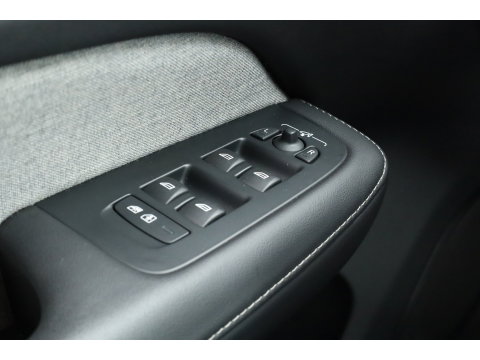 Volvo V60 T6 Plug-in hybrid Plus Bright | Long range | Pilot Assist | Bliss | Google info. | CarPlay | Stoel- Stuurverw.
