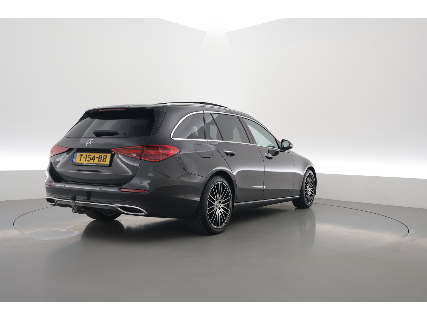 Mercedes-Benz C-Klasse Estate 180 Luxury Line | Pano | Elek. Trekhaak | 360cam | Leder | Memory seats | Burmester | Adapt. Cruise | Carplay