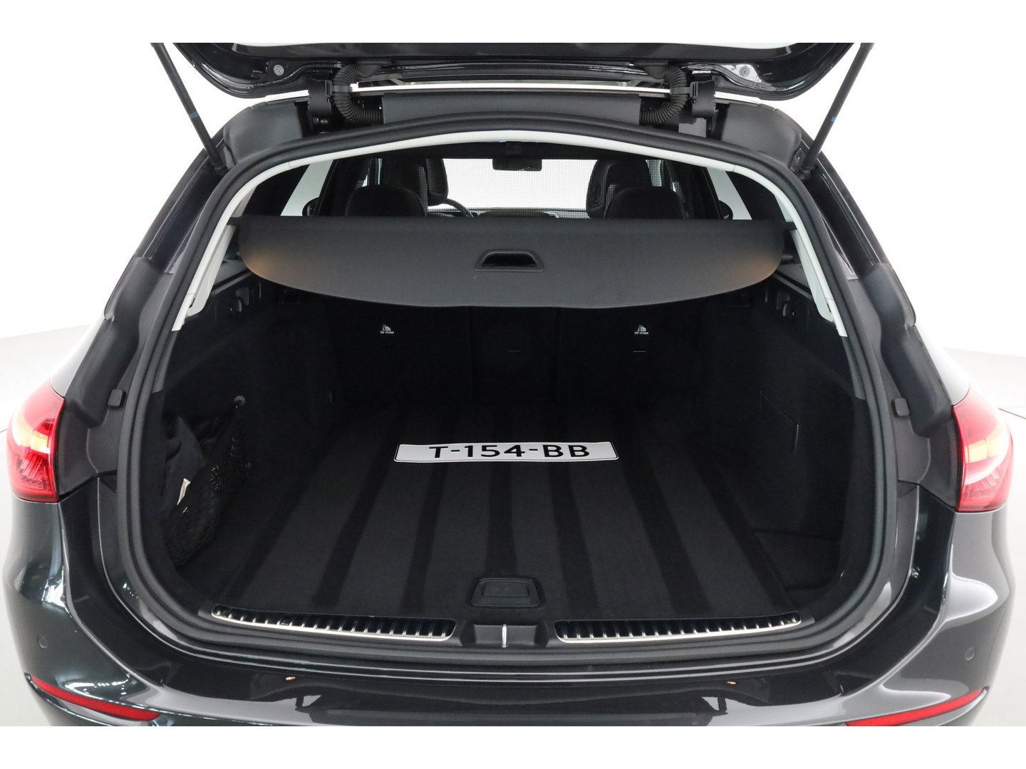 Mercedes-Benz C-Klasse Estate 180 Luxury Line | Pano | Elek. Trekhaak | 360cam | Leder | Memory seats | Burmester | Adapt. Cruise | Carplay