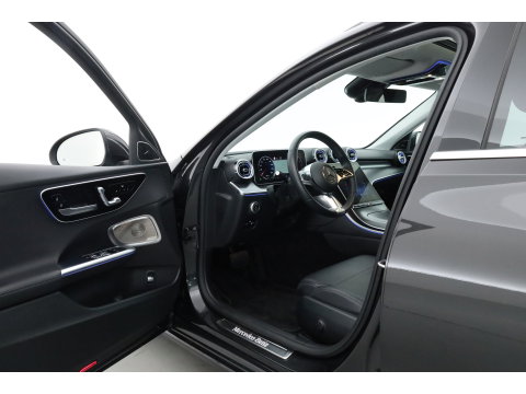 Mercedes-Benz C-Klasse Estate 180 Luxury Line | Pano | Elek. Trekhaak | 360cam | Leder | Memory seats | Burmester | Adapt. Cruise | Carplay