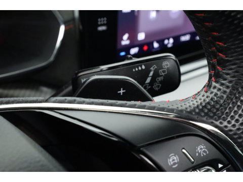 Škoda Octavia Combi 1.4 TSI RS iV PHEV Business | Pano | HUD | Adapt. Cruise | Elek. Trekhaak | Keyless | Stoelverw. | NAV + CarPlay
