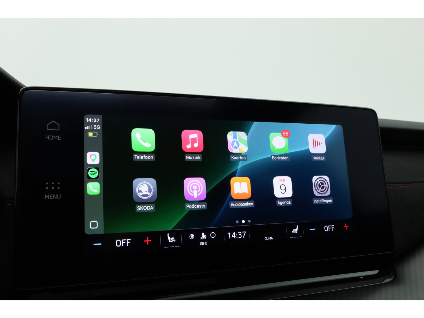 Škoda Octavia Combi 1.4 TSI RS iV PHEV Business | Pano | HUD | Adapt. Cruise | Elek. Trekhaak | Keyless | Stoelverw. | NAV + CarPlay