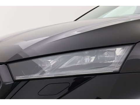 Škoda Octavia Combi 1.4 TSI RS iV PHEV Business | Pano | HUD | Adapt. Cruise | Elek. Trekhaak | Keyless | Stoelverw. | NAV + CarPlay