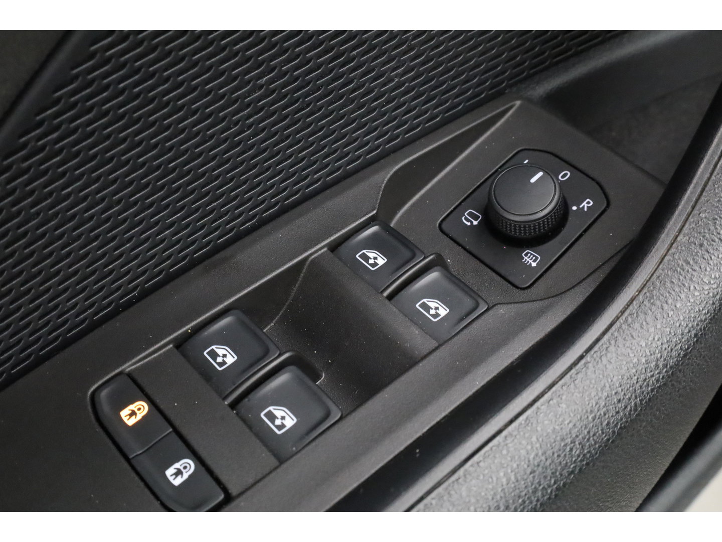 Škoda Octavia Combi 1.4 TSI RS iV PHEV Business | Pano | HUD | Adapt. Cruise | Elek. Trekhaak | Keyless | Stoelverw. | NAV + CarPlay
