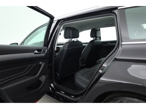 Volkswagen Passat Variant 1.4 TSI PHEV GTE Business | Adapt. Cruise | Camera | Memory Seat | Stoel-Stuurverw. | Leder | Apple CarPlay & Android Auto