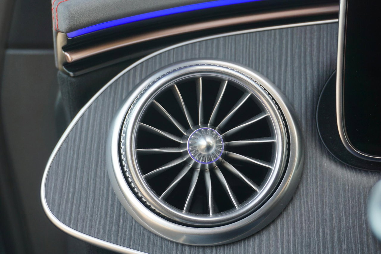 Mercedes-Benz EQE