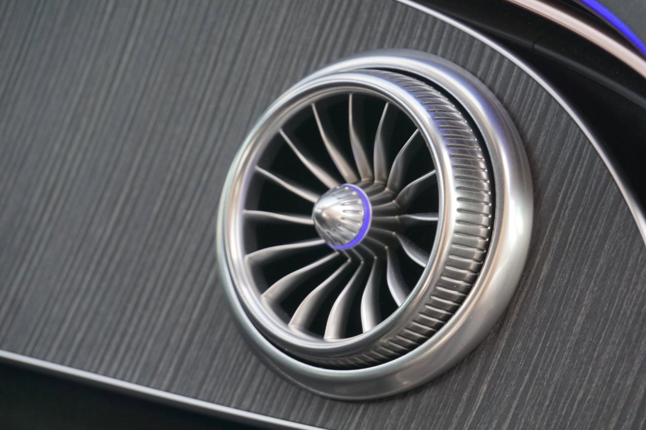 Mercedes-Benz EQE
