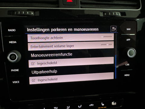 Volkswagen Golf 2.0 TSI 4Motion R Pano|Keyless|Dynaudio|Sfeer