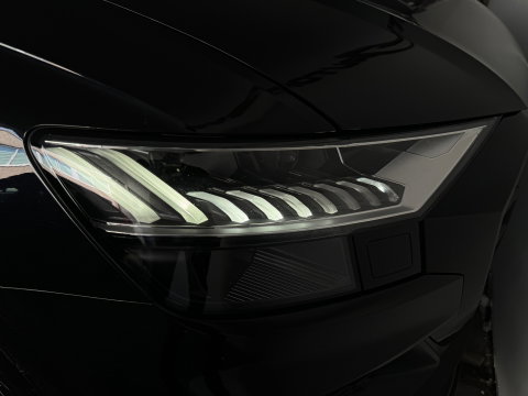 Audi Q8 60 TFSI e quattro S Line Comp Pano|RS Seat|HuD|Massage
