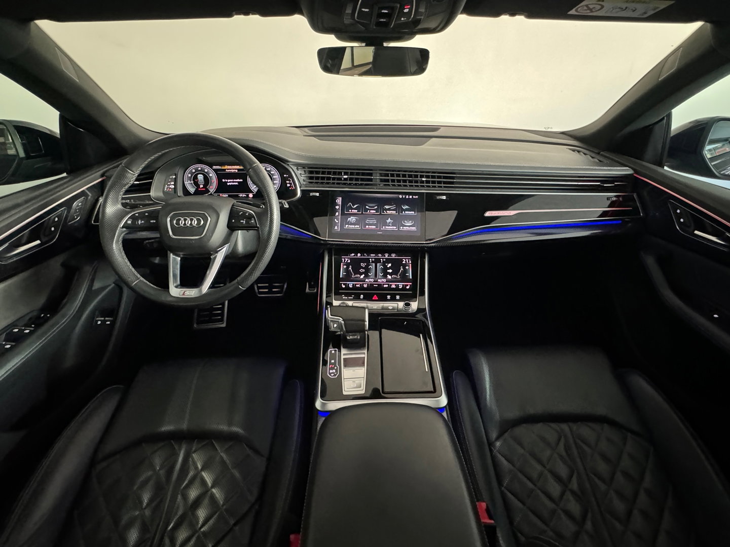 Audi Q8 60 TFSI e quattro S Line Comp Pano|RS Seat|HuD|Massage