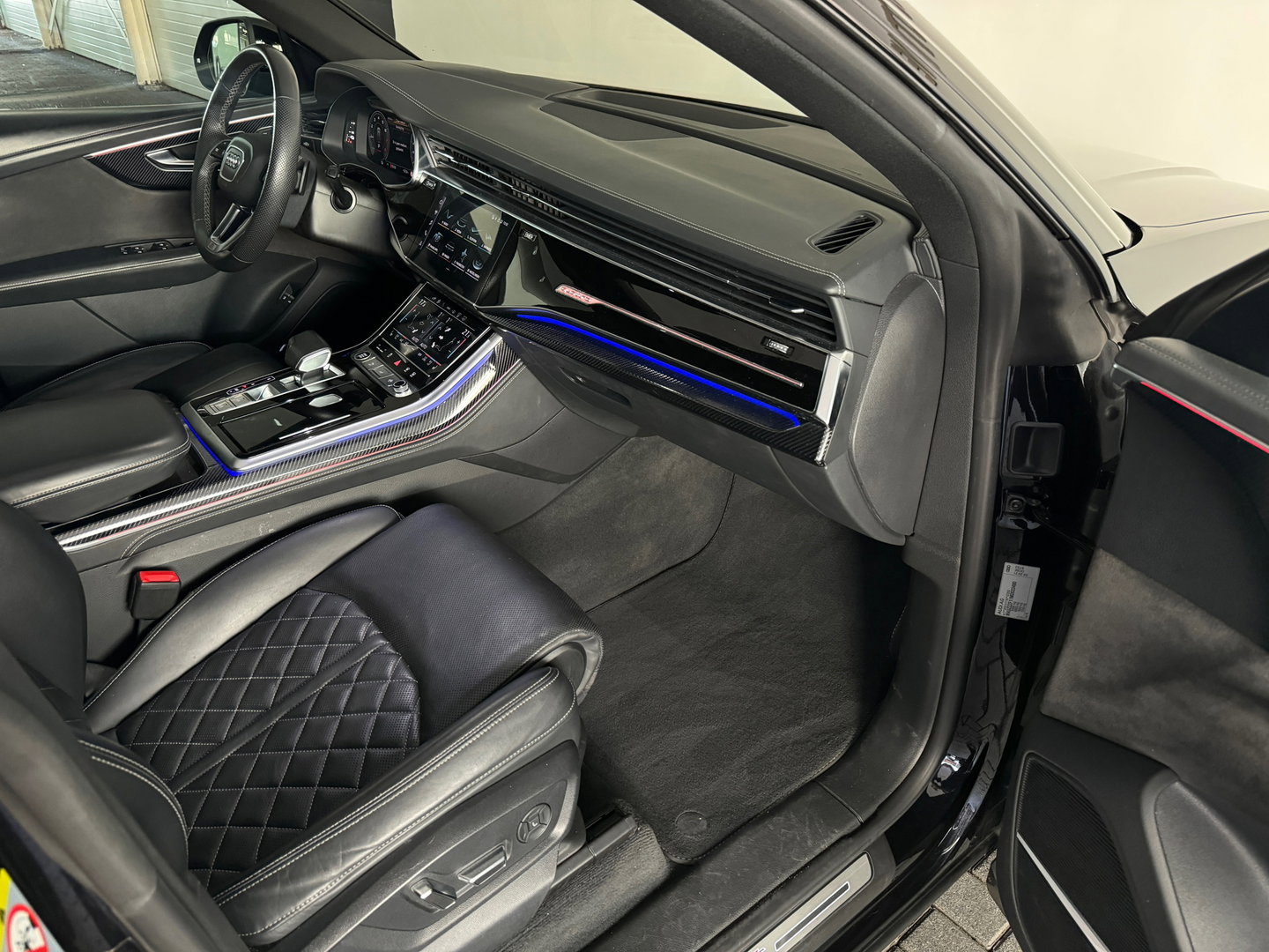 Audi Q8 60 TFSI e quattro S Line Comp Pano|RS Seat|HuD|Massage