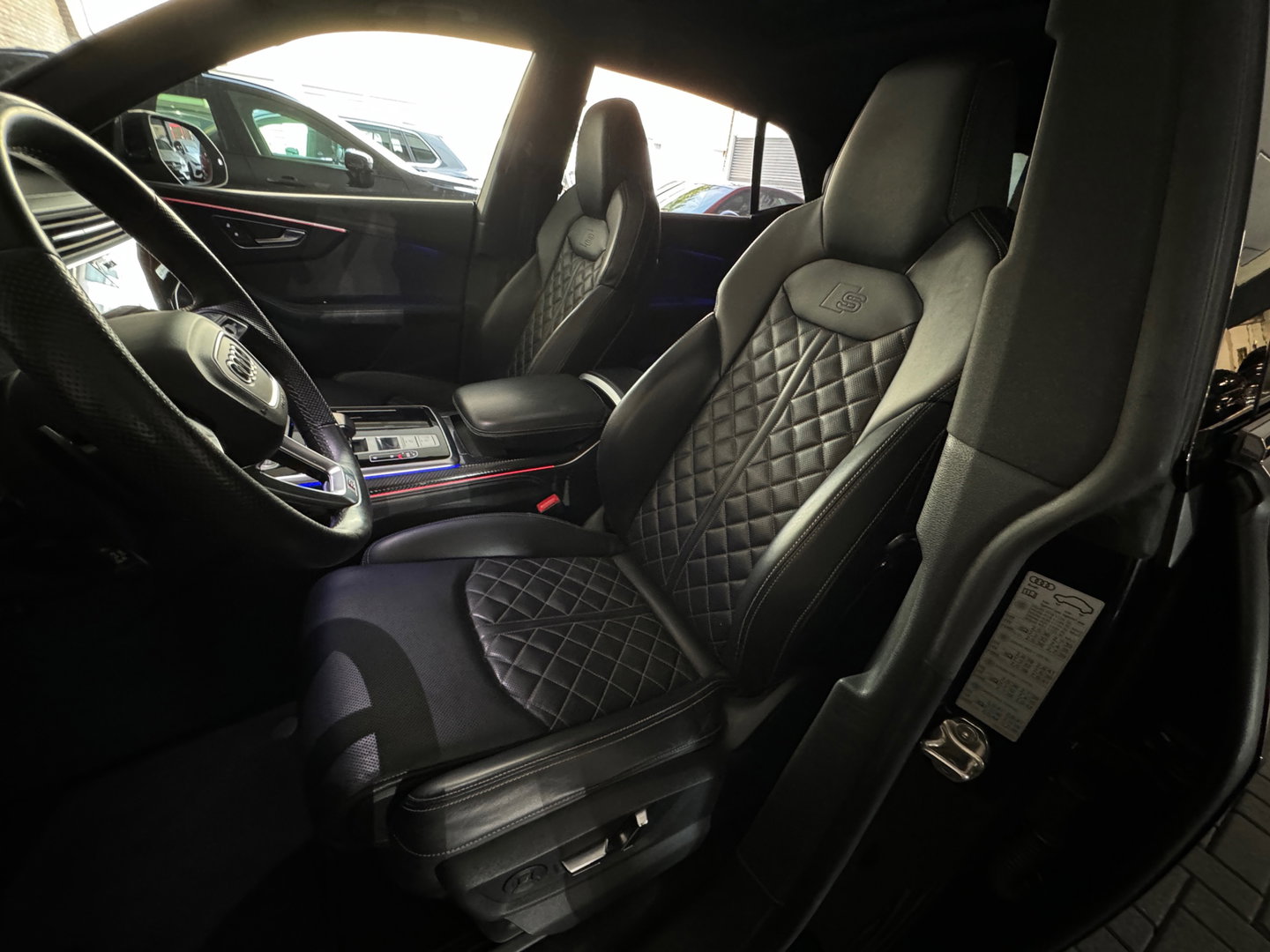 Audi Q8 60 TFSI e quattro S Line Comp Pano|RS Seat|HuD|Massage