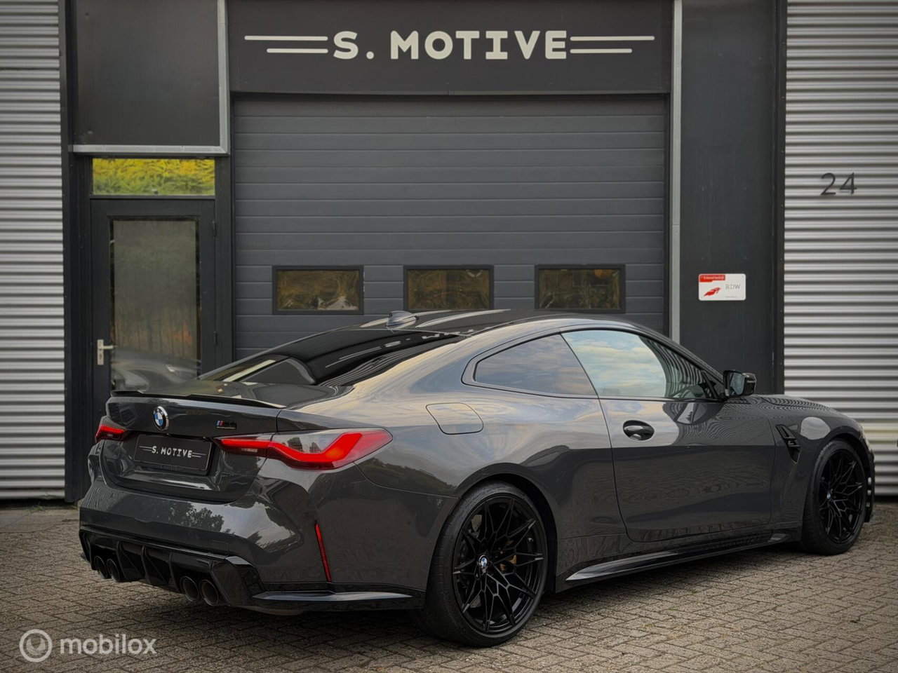 BMW M4
