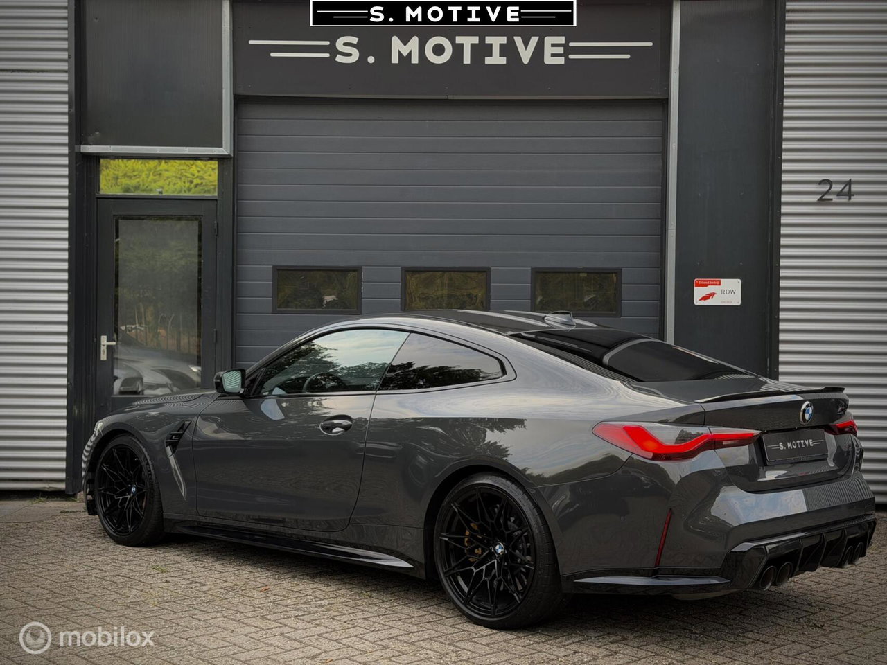 BMW M4