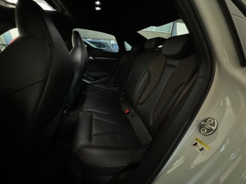 Audi RS3 Limousine 2.5 TFSI quattro Pano|RS Seat|B&O|Keyless