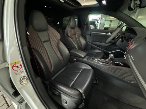 Audi RS3 Limousine 2.5 TFSI quattro Pano|RS Seat|B&O|Keyless