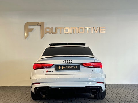 Audi RS3 Limousine 2.5 TFSI quattro Pano|RS Seat|B&O|Keyless