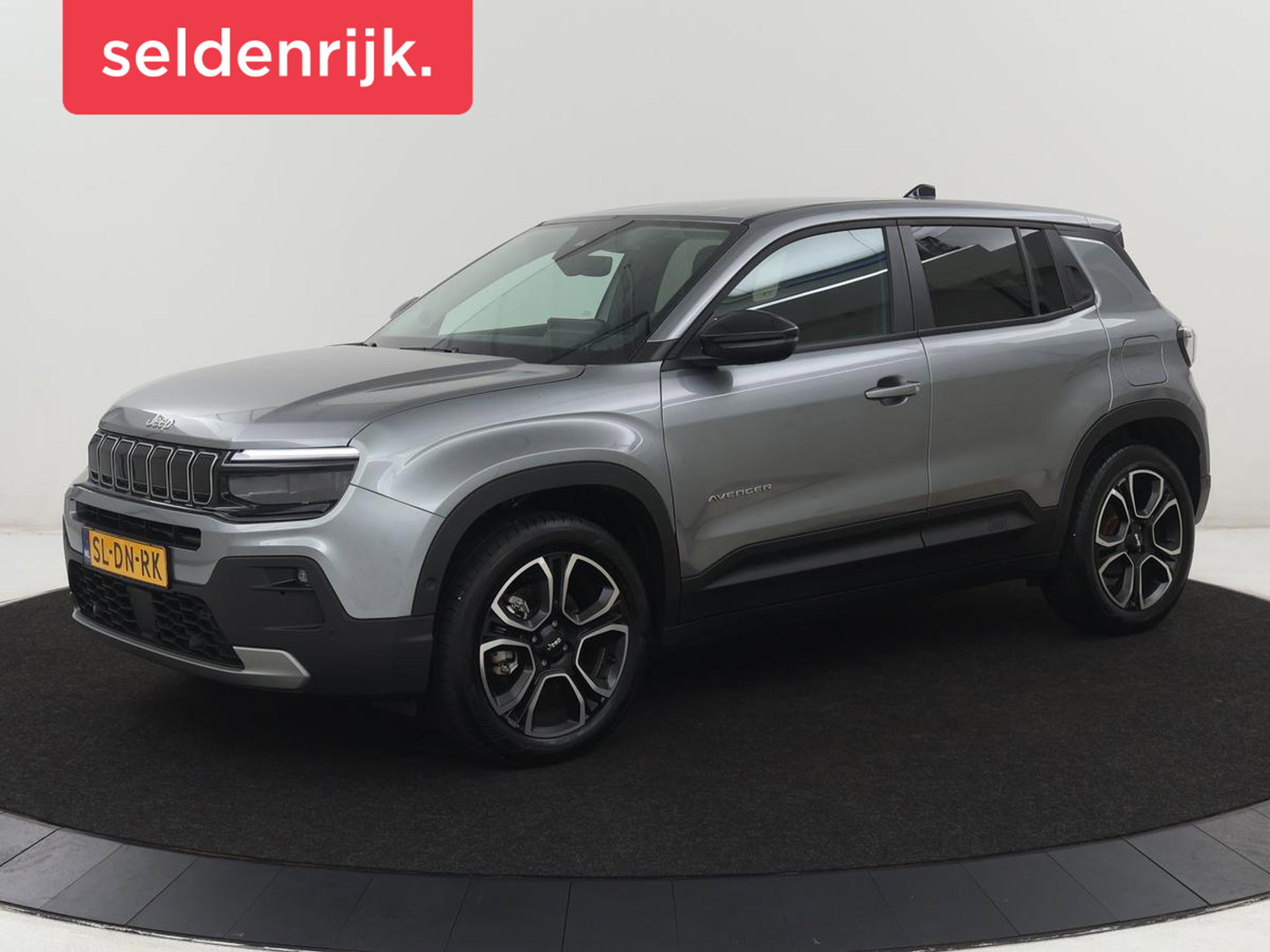 Jeep Avanger 85th Anniversary 54 kWh | SOH 97,7% | 360 Camera | Adaptive cruise control | Carplay | Climate control | Side assist