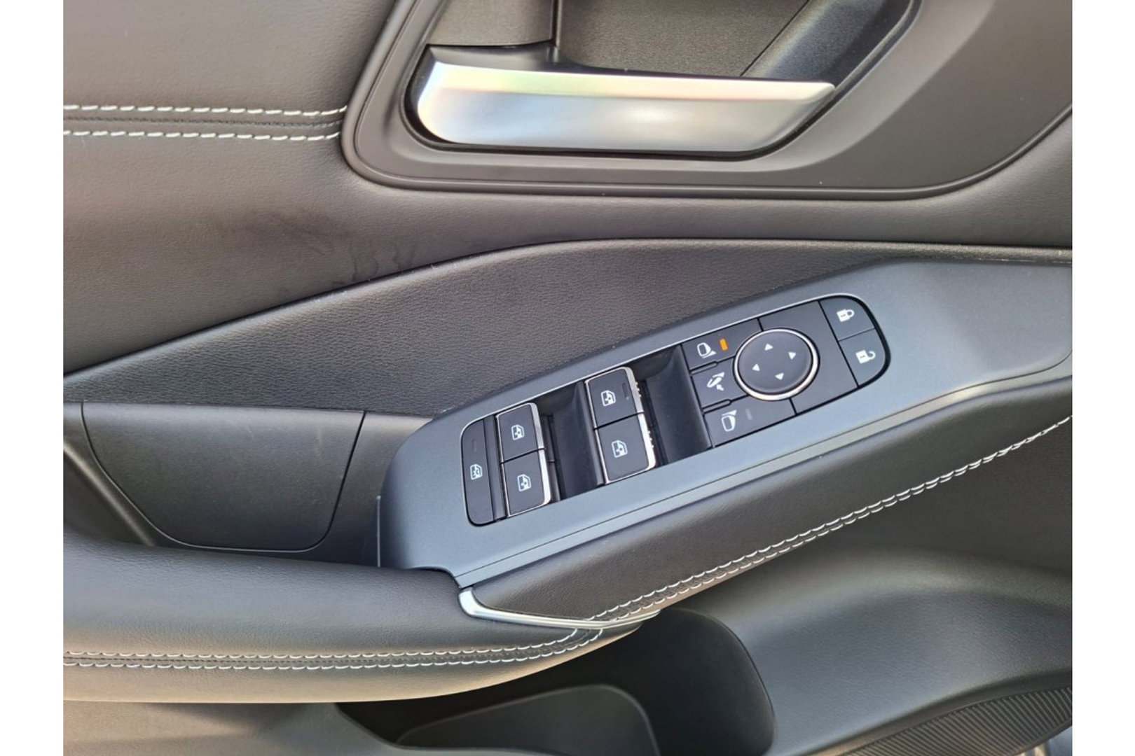 Nissan QASHQAI 1.3 MHEV X N-CONNECTA AUTOMAAT AIRCO NAVI WIDESCREEN CAMERA360GR.