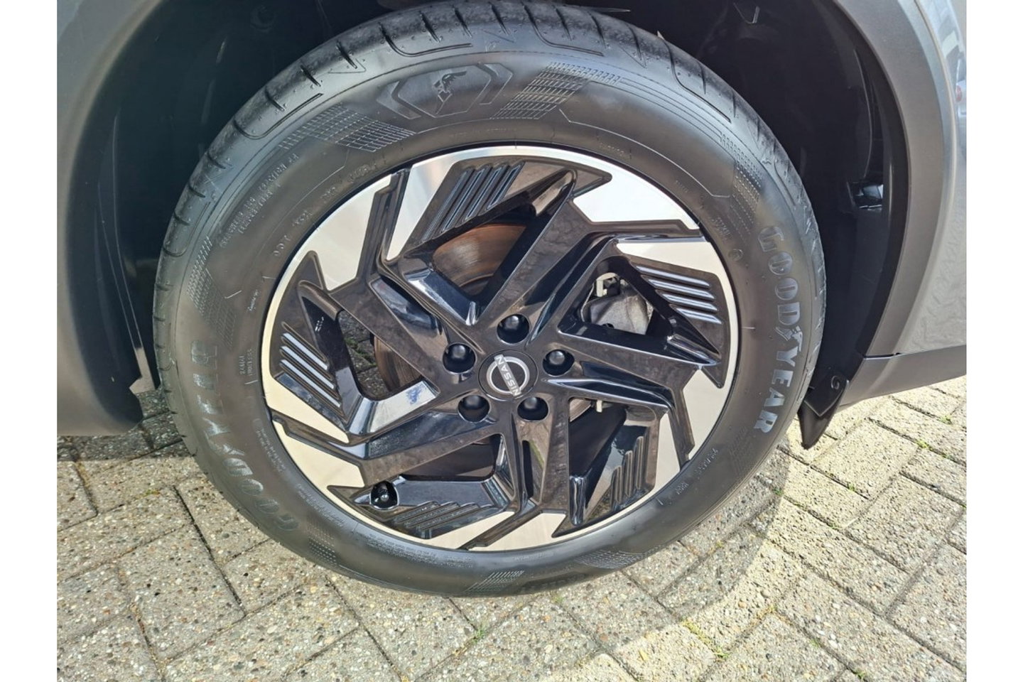 Nissan QASHQAI 1.3 MHEV X N-CONNECTA AUTOMAAT AIRCO NAVI WIDESCREEN CAMERA360GR.